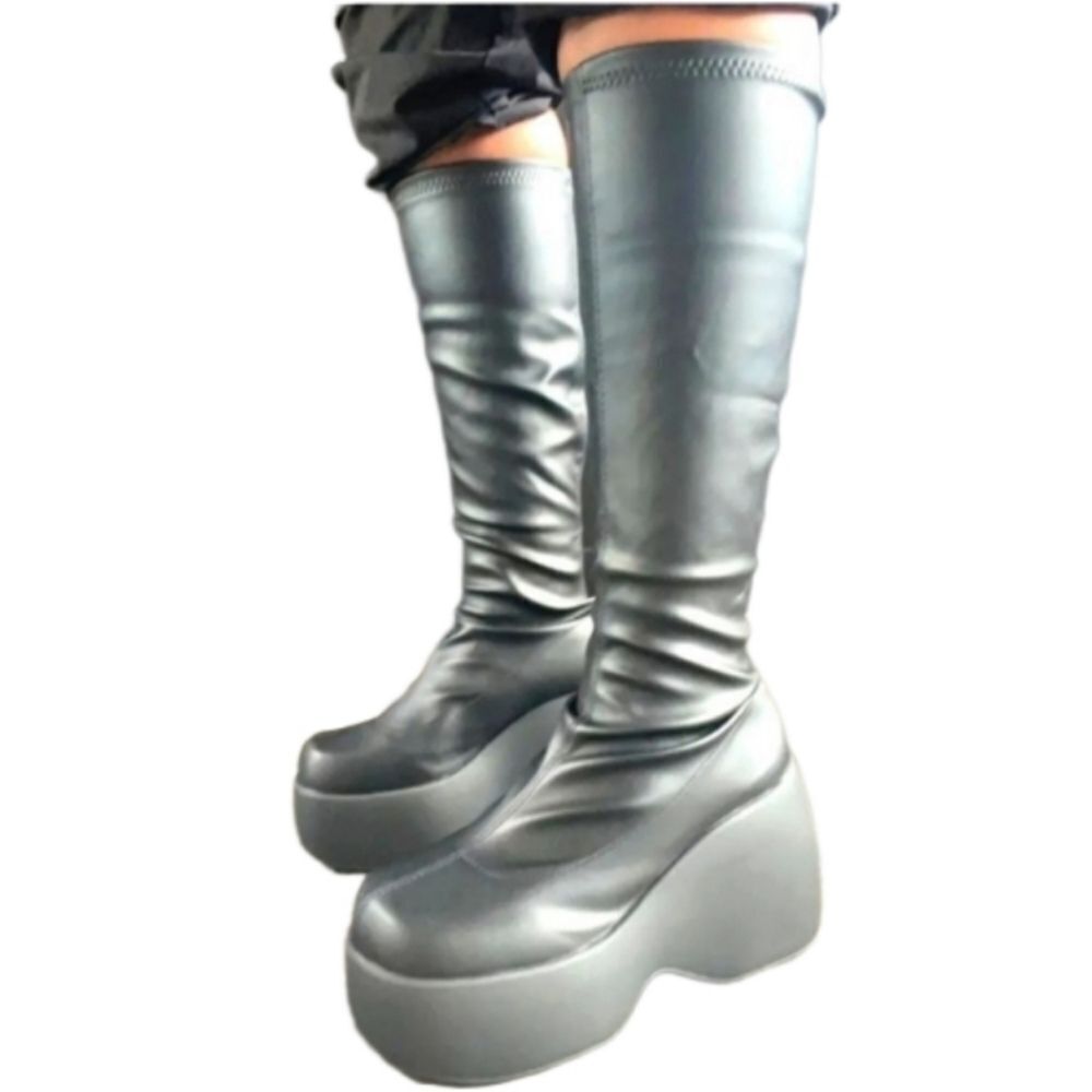 Knee high Stretch Platform boots sz 10